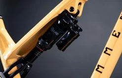 COMMENCAL META TR LIGHT ORANGE -magasin de vélo 22METATRALC1365C 05 2000