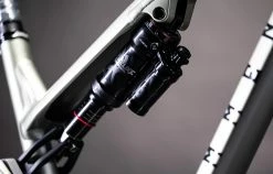 COMMENCAL META TR SEVENTIES GREEN -magasin de vélo 22METATRALC8340C 05 2000