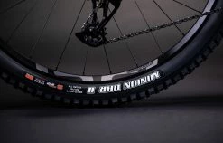 COMMENCAL META TR SEVENTIES GREEN -magasin de vélo 22METATRALC8340C 07 2000