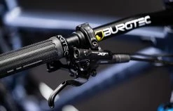 COMMENCAL META TR PEARL BLUE 13 COMMENCAL META TR PEARL BLUE -magasin de vélo 22METATRALC8481C 03 2000