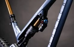 COMMENCAL META TR PEARL BLUE 17 COMMENCAL META TR PEARL BLUE -magasin de vélo 22METATRALC8481C 07 2000