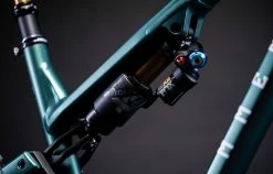 COMMENCAL META TR METALLIC GREEN -magasin de vélo 22METATRALC8760C 04 2000