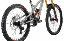 COMMENCAL SUPREME DH SIGNATURE SILVER -magasin de vélo 22SUPTM 02 2000