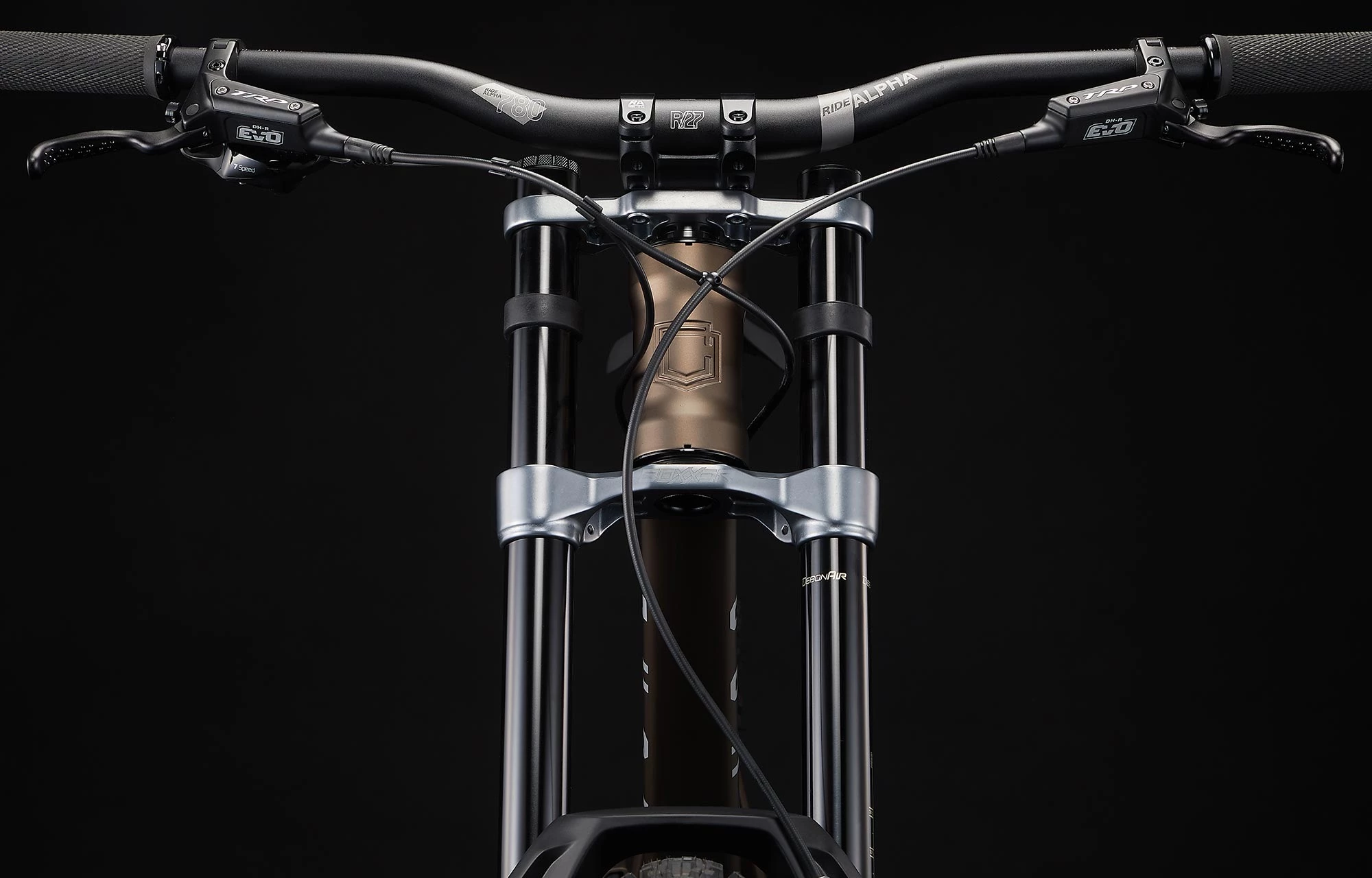 COMMENCAL SUPREME DH V5 RIDE FROZEN BROWN 10 COMMENCAL SUPREME DH V5 RIDE FROZEN BROWN – Image 8