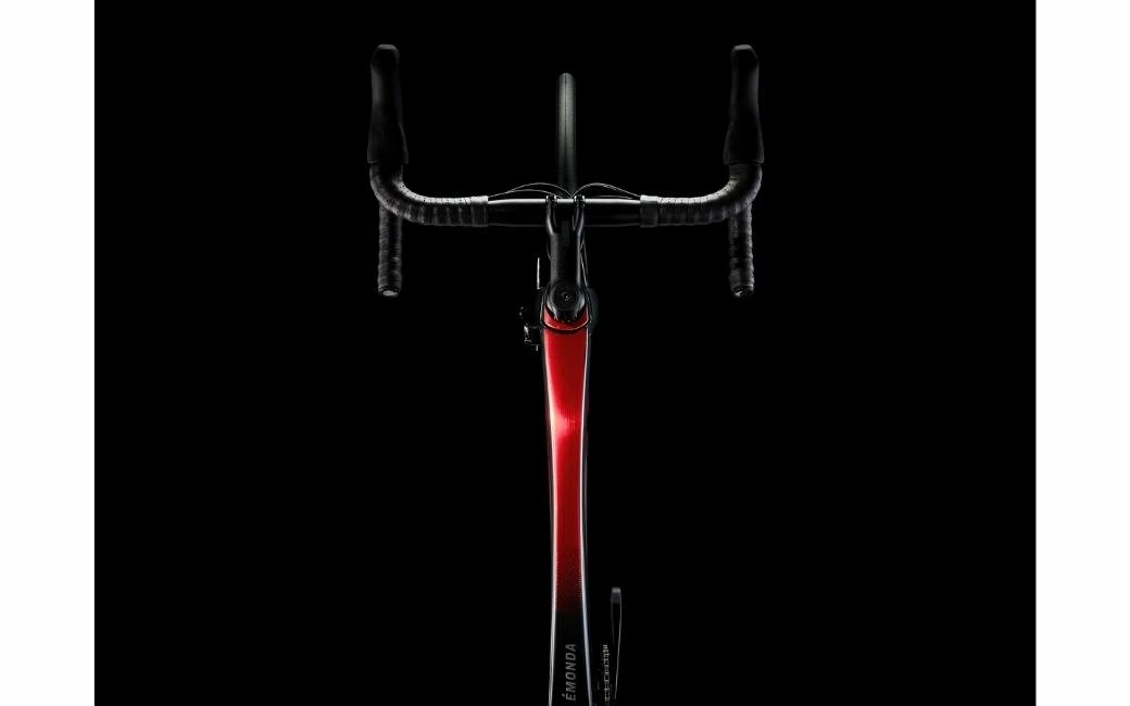 Vélo De Route TREK Emonda SL 5 Disque Gris/Rouge - 2023 7 Vélo De Route TREK Emonda SL 5 Disque Gris/Rouge - 2023 – Image 5