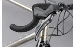 Genesis Bike Vélo Gravel Genesis Croix De Fer Titane Gris - 2022 -magasin de vélo velo gravel genesis croix de fer titane gris 2022 2