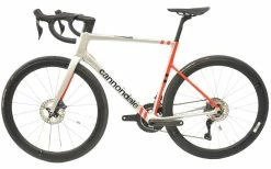 Vélo Route CANNONDALE SuperSix EVO Carbon Disc Ultegra Di2 Gris/Rouge - 2022 -magasin de vélo velo route cannondale supersix evo carbon disc ultegra di2 grisrouge 2022 1
